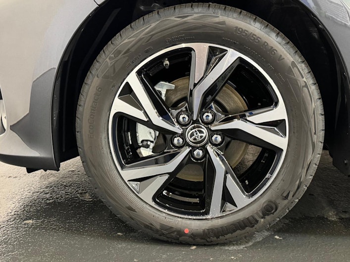 Vehicle image TOYOTA YARIS