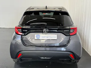 Toyota Yaris 1.5 VVT-i HSD Trend