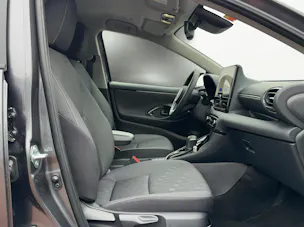 Toyota Yaris 1.5 VVT-i HSD Trend