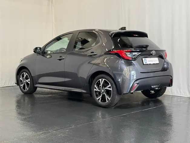 Toyota Yaris 1.5 VVT-i HSD Trend
