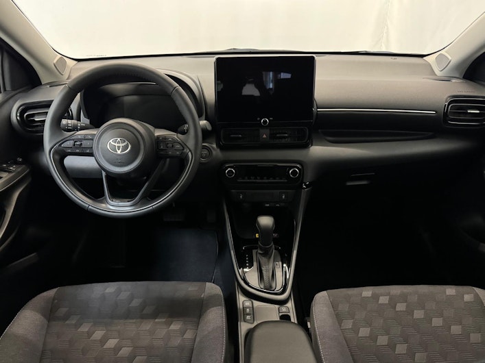 Vehicle image TOYOTA YARIS