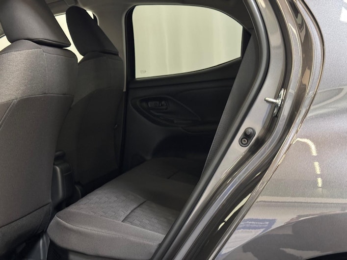 Vehicle image TOYOTA YARIS