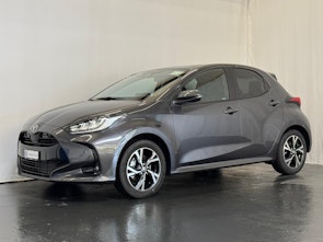 Vehicle image TOYOTA Yaris 1.5 VVT-i HSD Trend