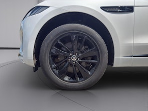 Vehicle image JAGUAR F-Pace 2.0 P400e R-Dynamic SE AWD