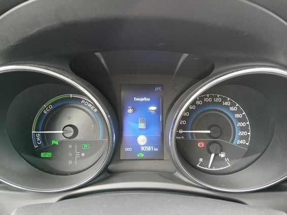 Vehicle image 14