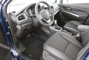 Vehicle image SUZUKI S-Cross 1.4 T Compact Top Hybrid 4x4