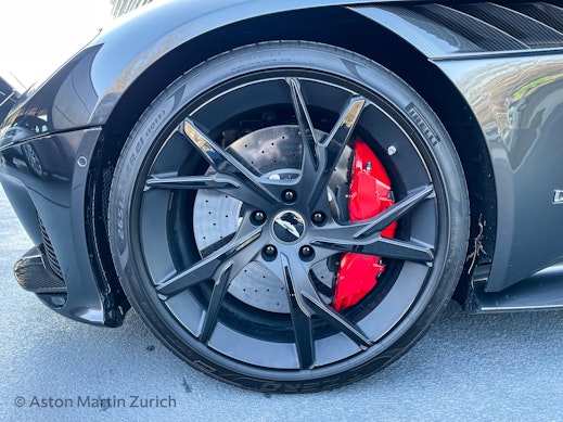 ASTON MARTIN DBS Superleggera Coupé 5.2 V12 Bi-Turbo 3