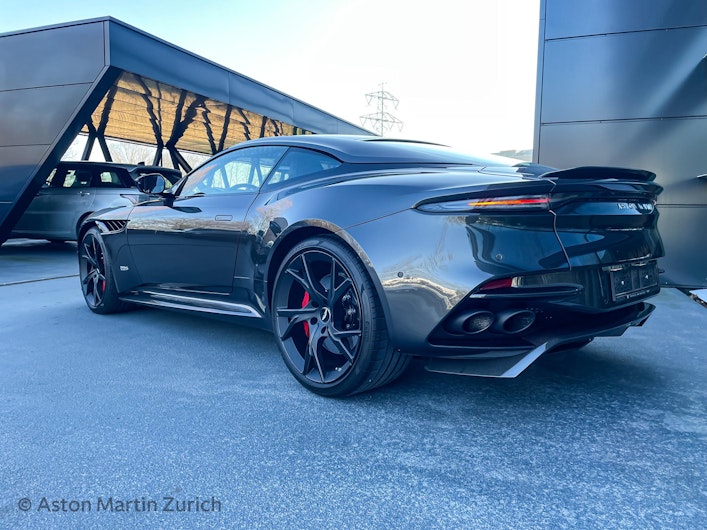 Vehicle image ASTON MARTIN DBS