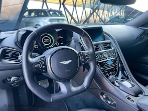 Vehicle image ASTON MARTIN DBS Superleggera Coupé 5.2 V12 Bi-Turbo