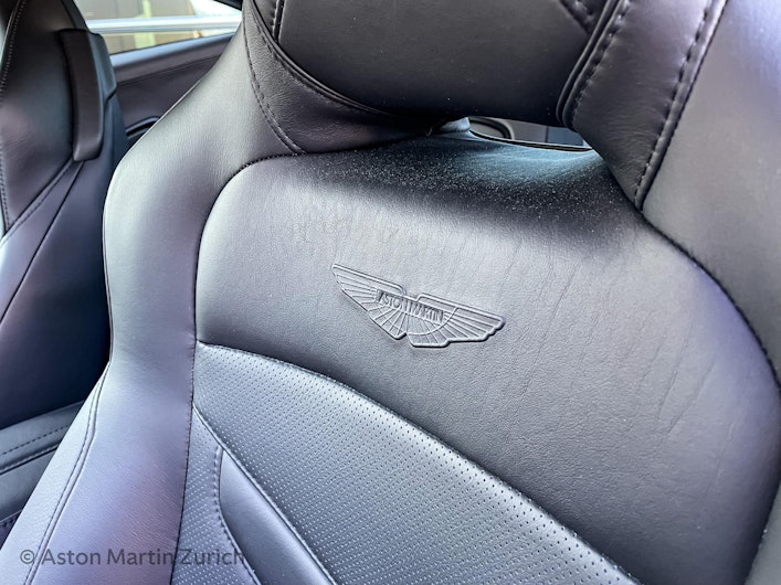 Vehicle image ASTON MARTIN DBS