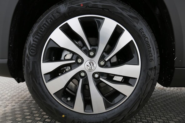 Vehicle image 5 Vehicle image 5