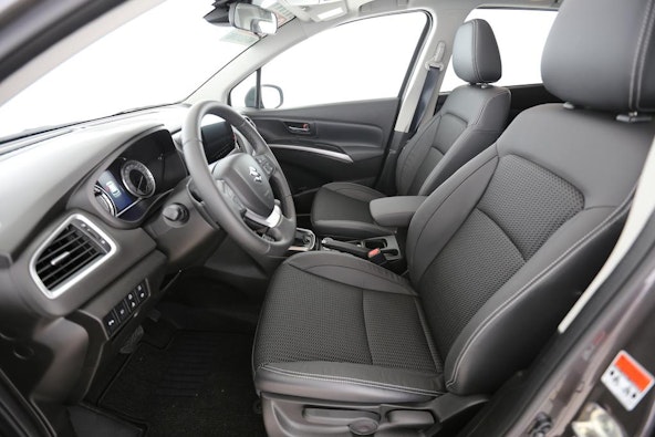 Vehicle image 3 Vehicle image 3