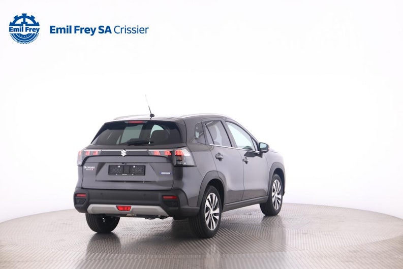 Vehicle image SUZUKI S-CROSS