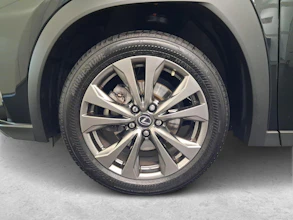 https://vehicle.imgix.net/3903510/d4a611c0-3170-49d1-9ef2-882b3dfe6f3c.jpg