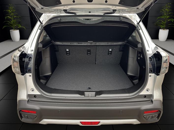 Vehicle image SUZUKI S-CROSS