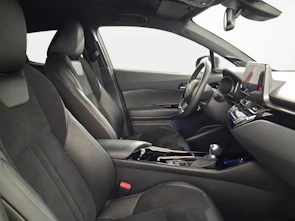 Fahrzeugbild TOYOTA C-HR 2.0 VVTi HSD Move
