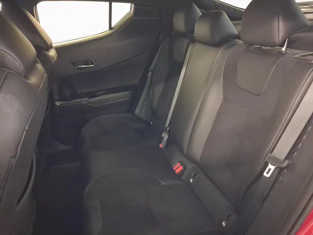 Toyota C-HR 2.0 VVTi HSD Move