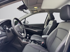 Vehicle image SUZUKI S-Cross 1.4 T Compact Top Hybrid 4x4