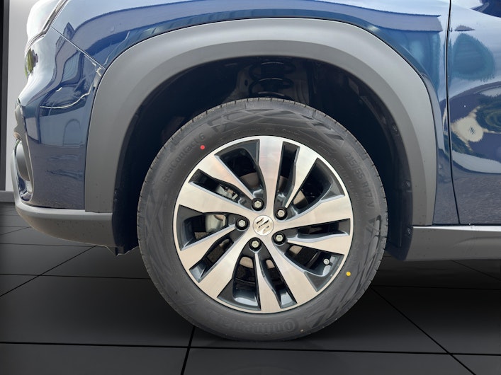 Vehicle image SUZUKI S-CROSS