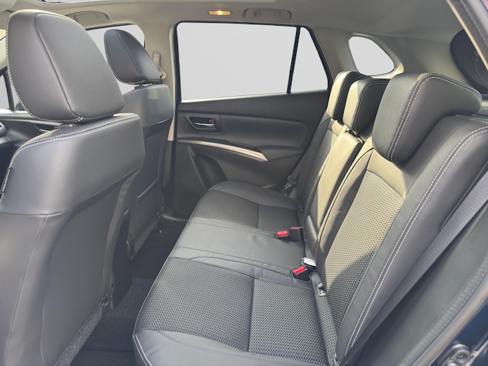 Vehicle image SUZUKI S-CROSS