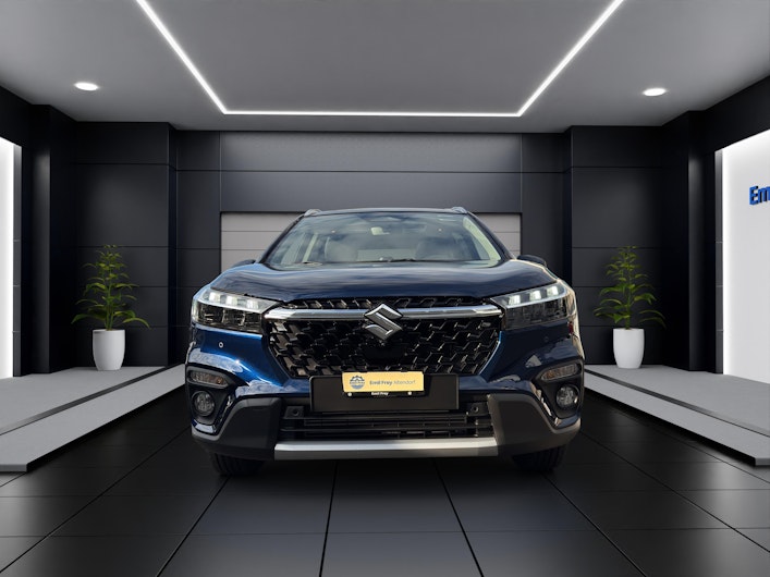 Vehicle image SUZUKI S-CROSS