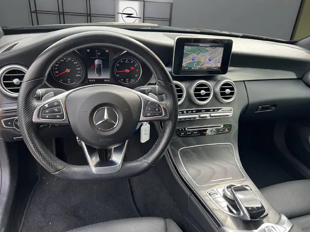 Mercedes-Benz C 200 AMG Line 4matic Cabriolet