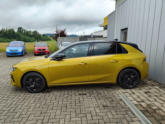 Vehicle image 5 Vehicle image 5