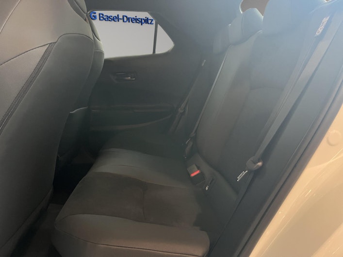 Vehicle image TOYOTA C-HR