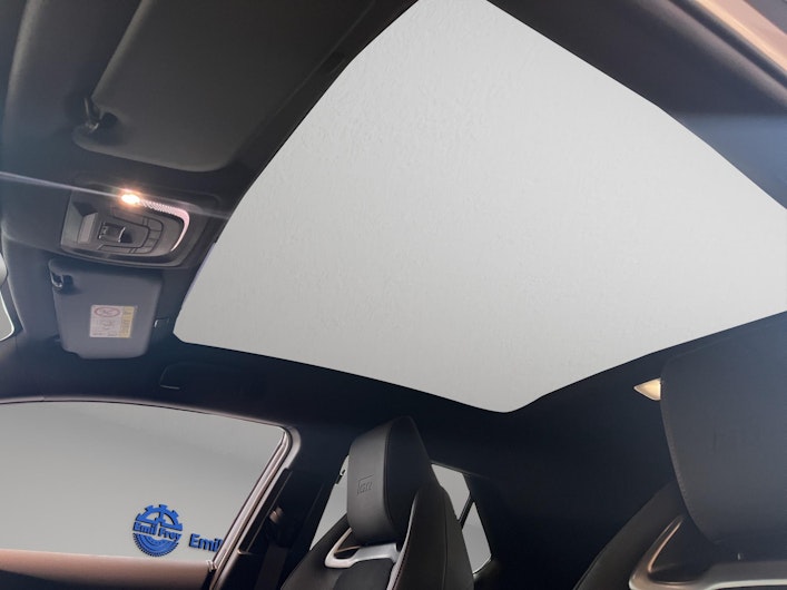 Vehicle image TOYOTA C-HR