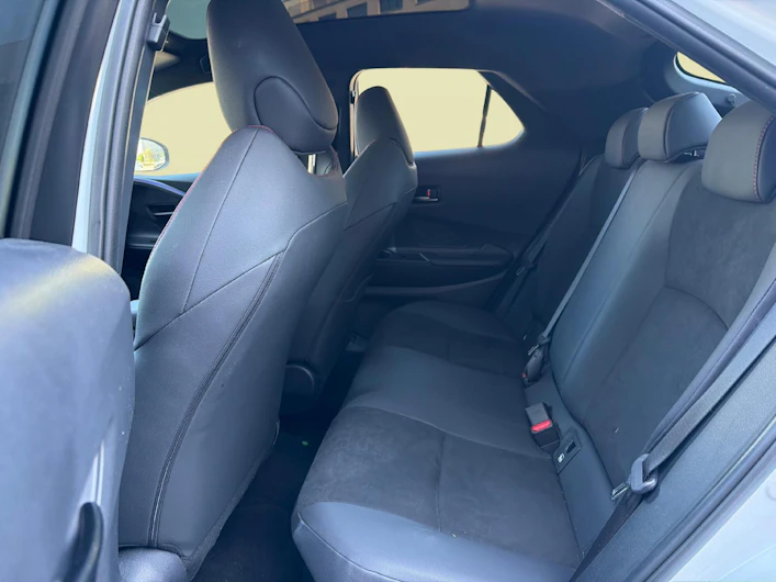 Fahrzeugbild TOYOTA C-HR