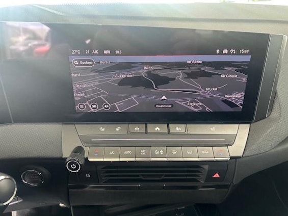 Vehicle image 3 Vehicle image 3