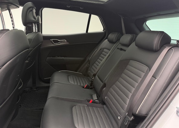 Vehicle image 6 Vehicle image 6