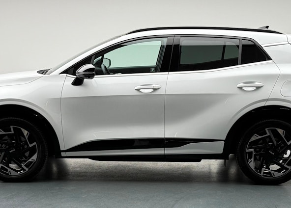 Vehicle image 3 Vehicle image 3