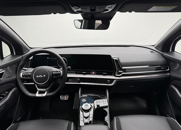 Vehicle image 8 Vehicle image 8