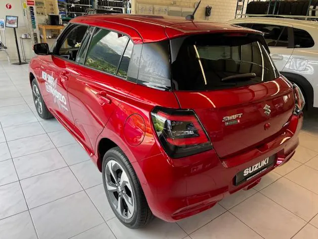 Suzuki Swift 1.2 Tradizio Top Hybrid 4x4