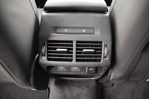 Vehicle image LAND ROVER Discovery Sport 1.5 T 270e Dynamic HSE