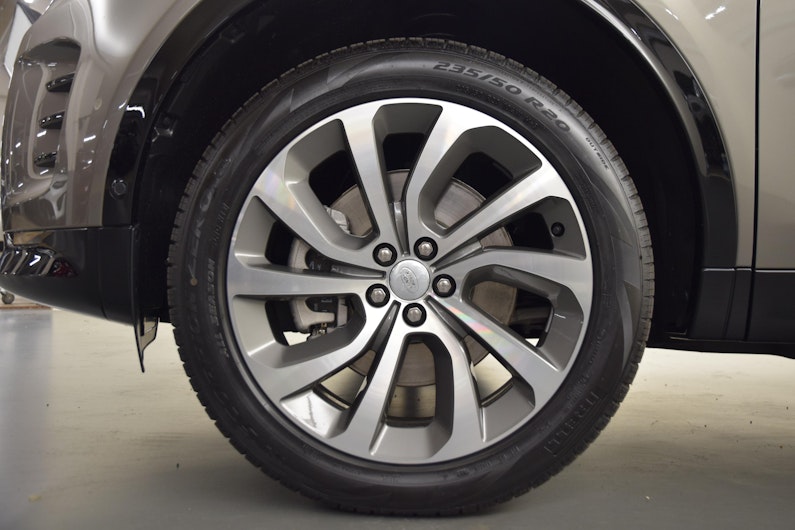 Vehicle image LAND ROVER DISCOVERY SPORT