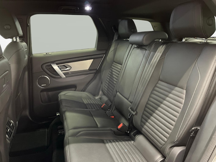 Vehicle image LAND ROVER DISCOVERY SPORT