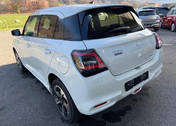 Vehicle image 9 Vehicle image 9