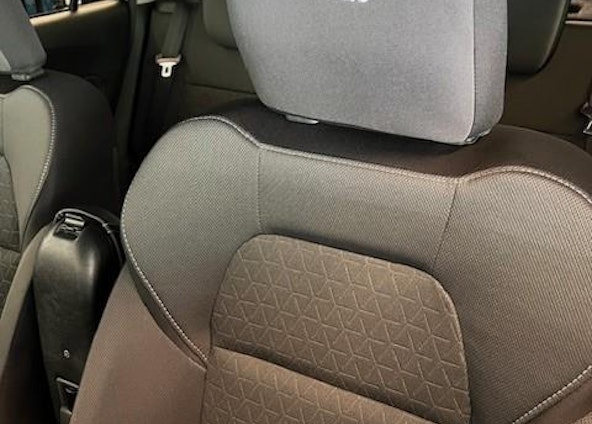 Vehicle image 5 Vehicle image 5