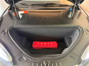 image du véhicule TESLA Model S 90 D AWD