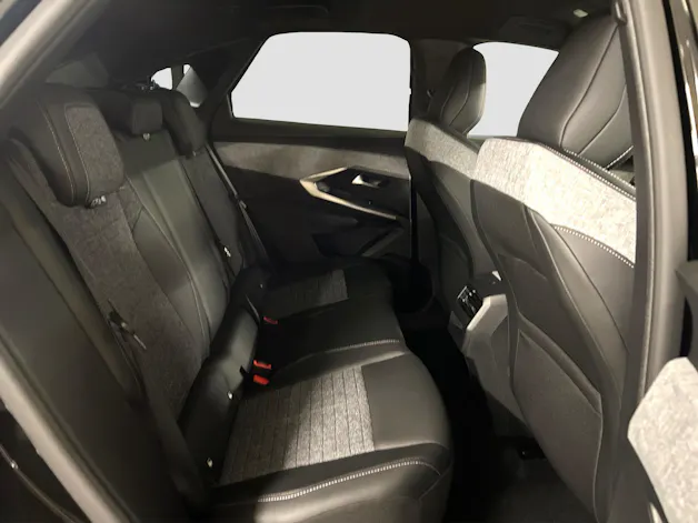 Peugeot 3008 1.2 Hybrid Allure Premium