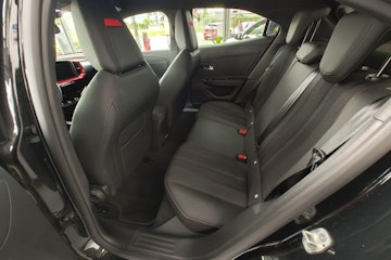 Vehicle image OPEL MOKKA 0 Vehicle image OPEL MOKKA 0