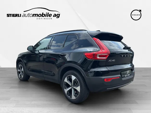 Volvo XC40 2.0 B4 MH Plus Dark
