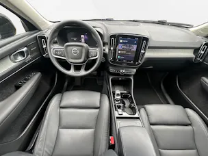 Volvo XC40 2.0 B4 MH Plus Dark