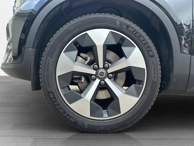 Volvo XC40 2.0 B4 MH Plus Dark