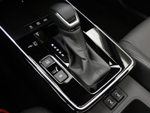 Vehicle image TOYOTA Corolla Cross 2.0 HSD Premium AWD-i ab 1.99% Leasing