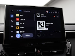 Vehicle image TOYOTA Corolla Cross 2.0 HSD Premium AWD-i ab 1.99% Leasing