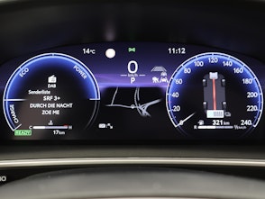 Vehicle image TOYOTA Corolla Cross 2.0 HSD Premium AWD-i ab 1.99% Leasing