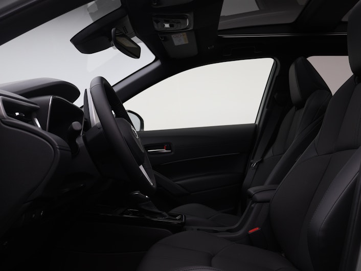 Vehicle image TOYOTA COROLLA CROSS